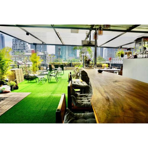 Hash Apartment Silom Soi 3 - hip and funky with rooftop view