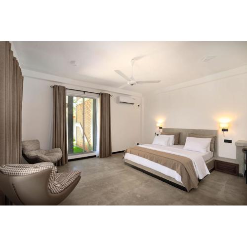 Hasthri Boutique Brown Apartment in Ahangama with pool Near Beach