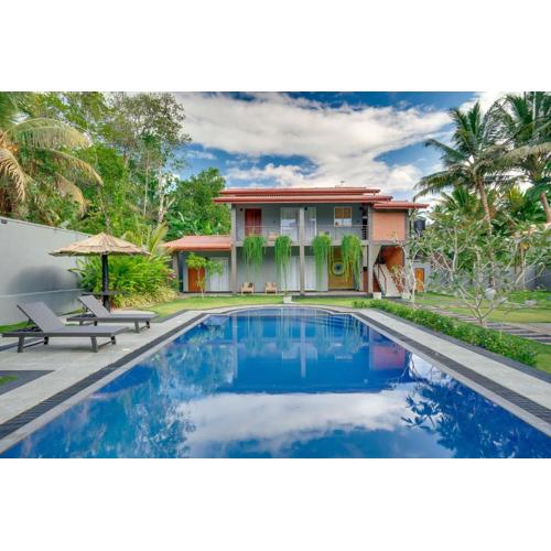 Hasthri Boutique Grey Chalet in Ahangama with pool Near Beach