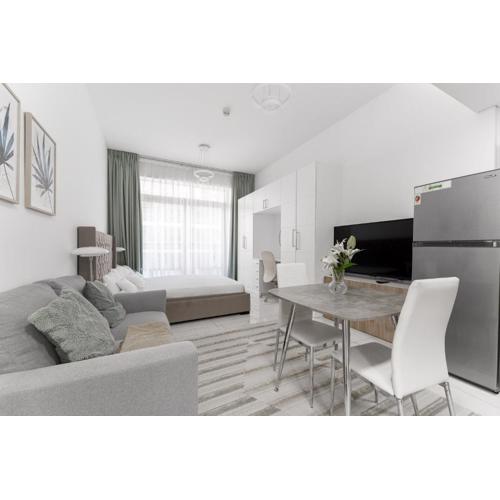 HAVN - Studio Apartment infront of CircleMall, JVC