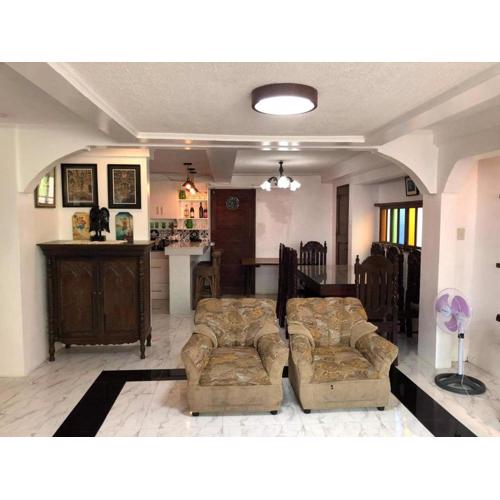 Heart of Paete Laguna, Camarero Transient House