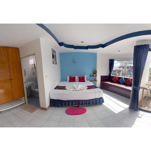 Heaven House Restro & Bar