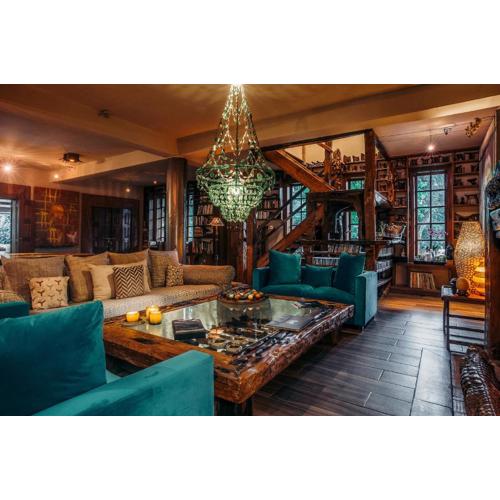 Hemingways Eden Residence