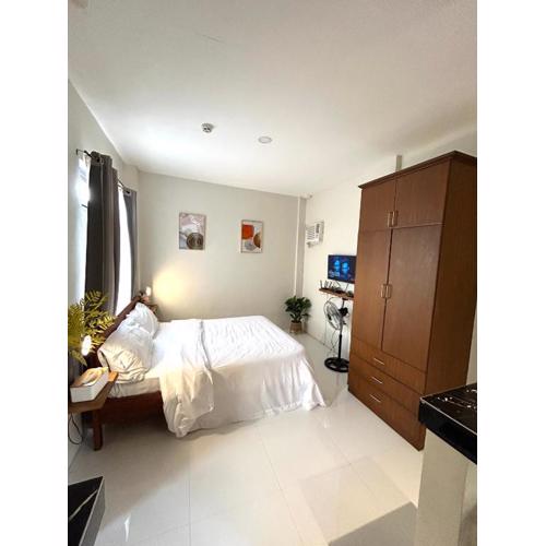Henry residences Apartment Studio type close to SM, Walking St, Airport