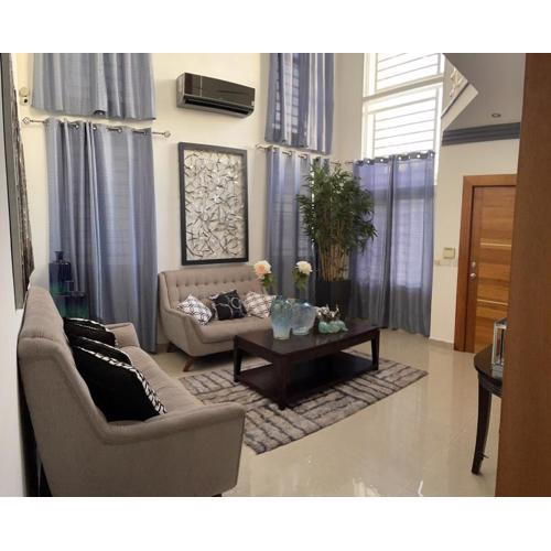 hermosa casa en las orquídeas la romana