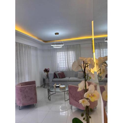 Hermoso Apartamento Con Jacuzzi en Ozama