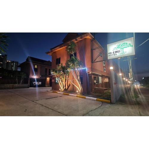 Hi End Hotel Sriracha