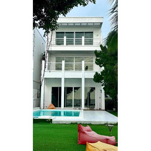 Hi Yang Seaview Villa