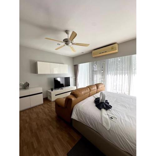 Сhic condo студия с бассейном