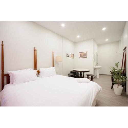 Hidden Dragon China Town MRT Dragon Temple