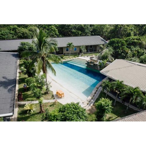 Hidden Lagoon Resort