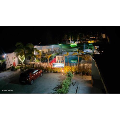 Hideaways Restobar and Resort