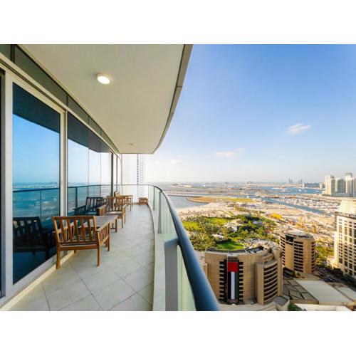 High-Floor Marina 2BR with FREE Baby Gear, Walk to JBR