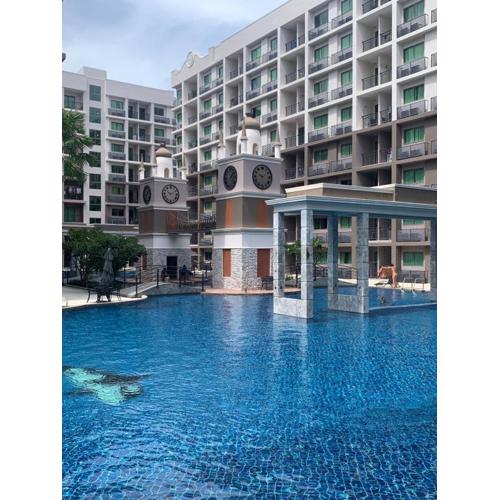 High floor Nice pool View near walking street Arcadia beach 高楼层泳池景 高速网络 智能电视