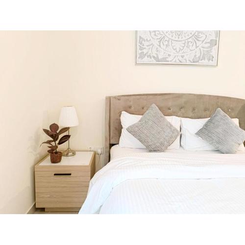 High Floor, Stylish Studio in Business Bay