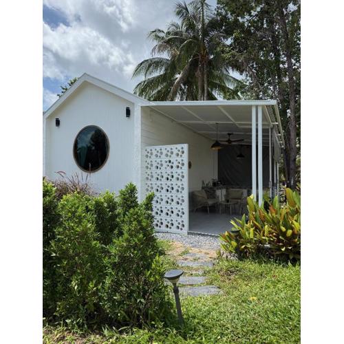 High-In Holiday Home&Villa