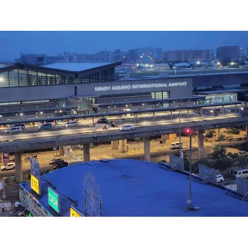 High-Rise Apartment Condo near NAIA Terminal 3 with a Perfect Airport Front-View