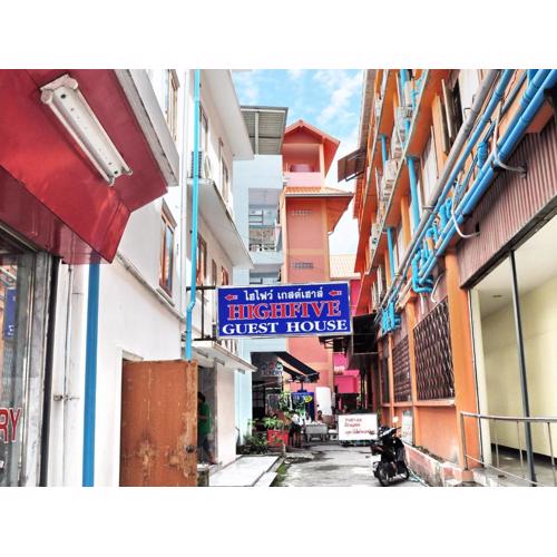 Highfive Guest House