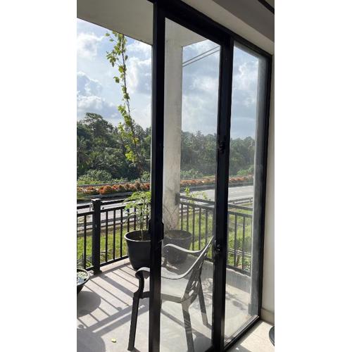 Highway View Apartment- Colombo Transit