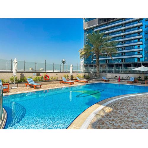 Higuest - Lake-view Studio in JLT