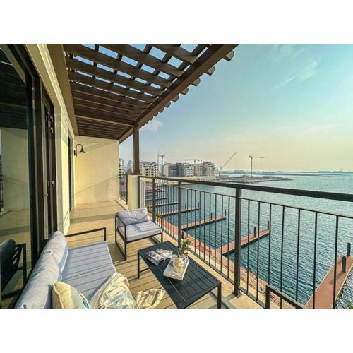 HiGuests - Family Dream Escape with Private Beach Access