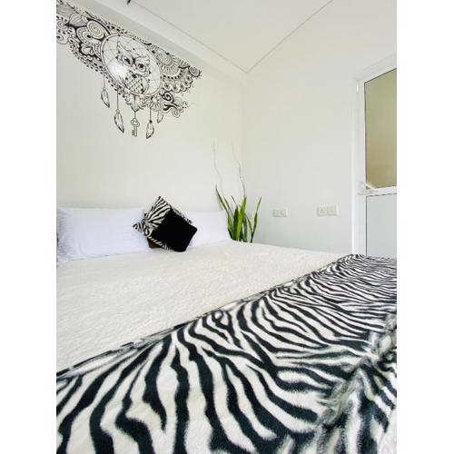 Hikka Heaven Guest House