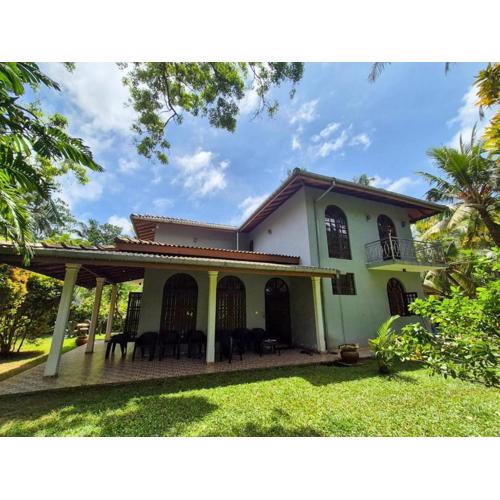 Hikkaduwa Green Villa