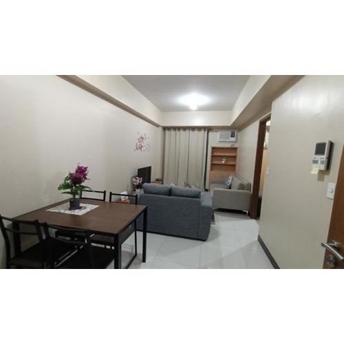 Hilander's Condotel near Terminal 3 Airport