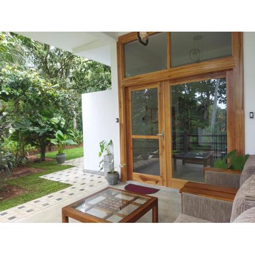 Hill Top Haven Hiriketiya