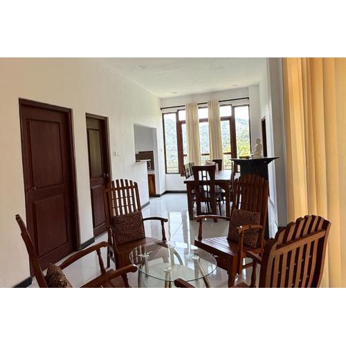 Hill View Villa in Gampola