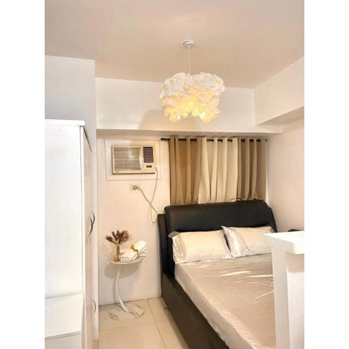 Hillary's Guesthouse Vacation Rentals