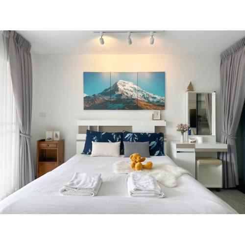 hillside宁曼路度假温馨公寓山景房带浴缸wifi超大阳台有洗衣机 30天以上可享免费泳池