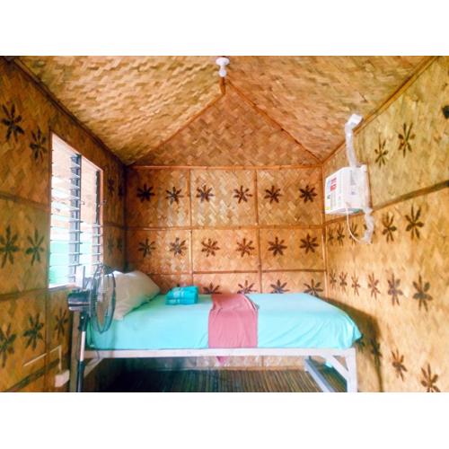 Hilltop chalet, with AC, private bathroom, kitchen & balcony with views