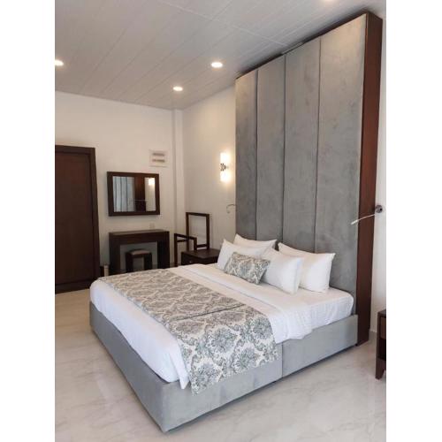 Hillwood Resort & Restaurant