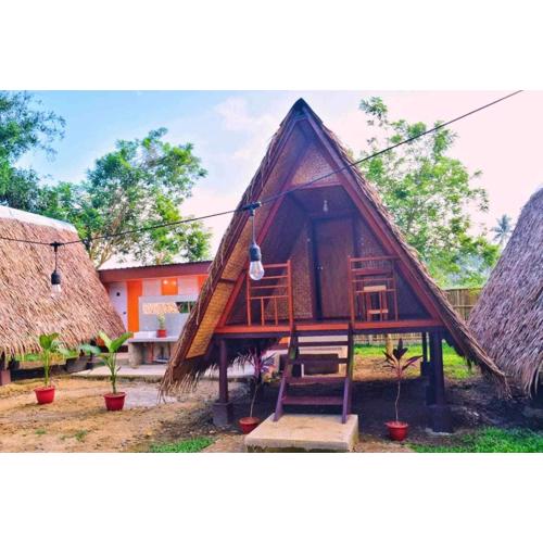 HIRAYA Camp Site - FREE use of SCOOTER for NIPA HUTS