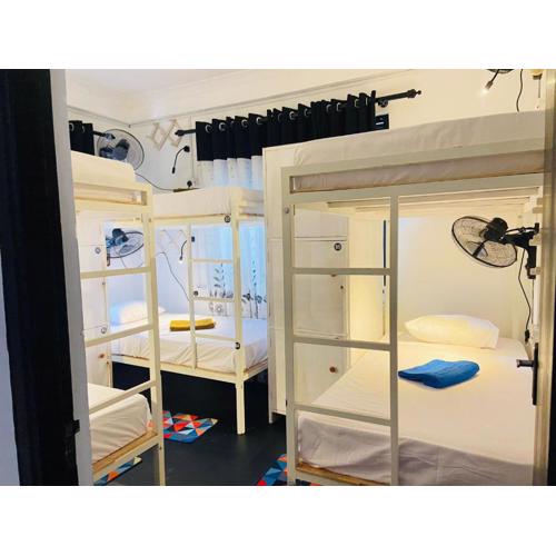 Hiricurry Hostel & Restaurant