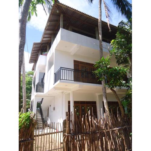 Hiriketiya White House