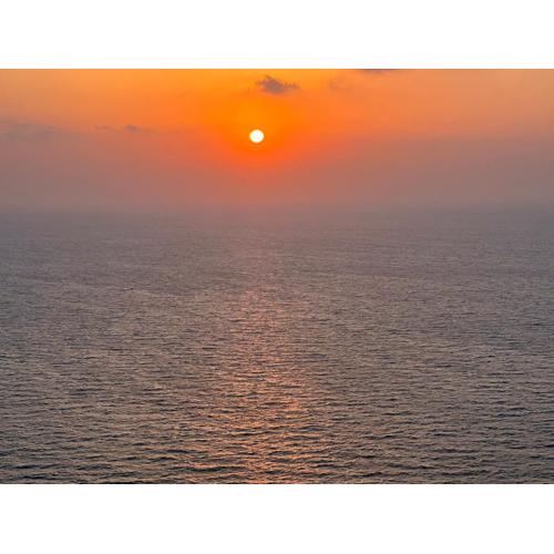 holiday beach Ajman fantastic Seaview beautiful Terrace Master bedroom attach bath شاطئ العطلات عجمان إطلالة رائعة على البحر وشرفة جميلة وحمام ملحق بغرفة النوم الرئيسية