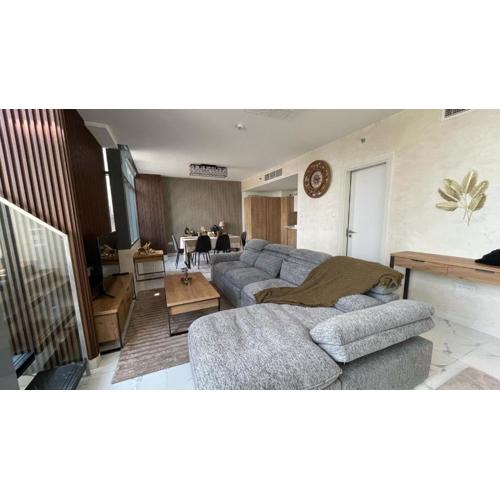 Holiday Elegant Apartment Near yas Island Abu Dhabi DABAS2