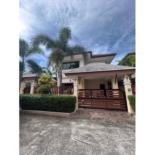 Holiday House Pattaya