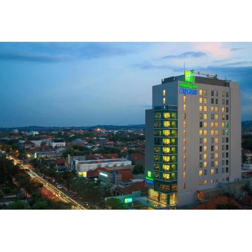 Holiday Inn Express Semarang Simpang Lima by IHG