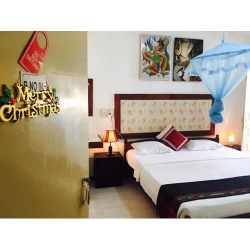 Holiday Nest Bed & Breakfast