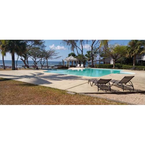 Holiday Sunset Beach Villa