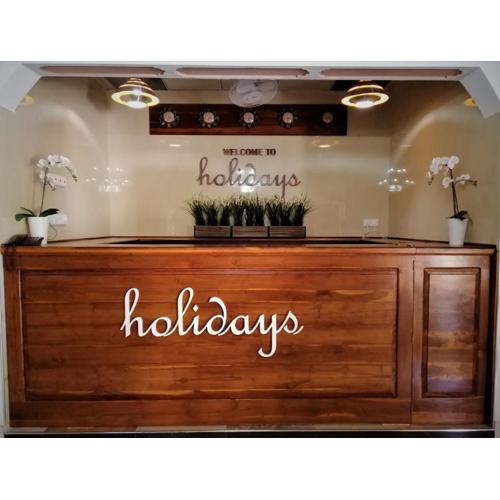 holidays hotel