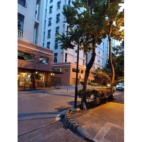 Home Away From Home near Edsa