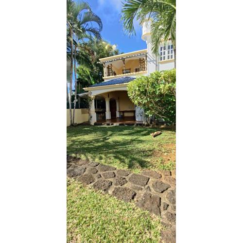 Home Retreat - Blue Bay Beach