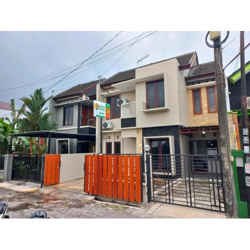 Homestay Syariah Dekat Monjali dan Jogja City Mall by Simply Homy