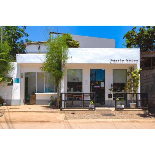 Hometel Barrio House Mactan