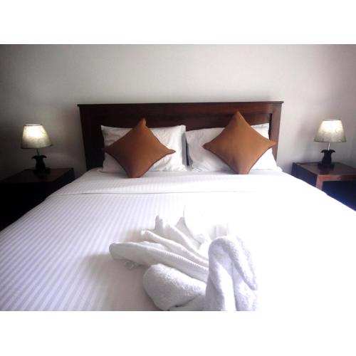 Homewood Luxury Apartment