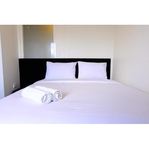 Homey 1BR Apartment at Gateway Ahmad Yani Cicadas By Travelio